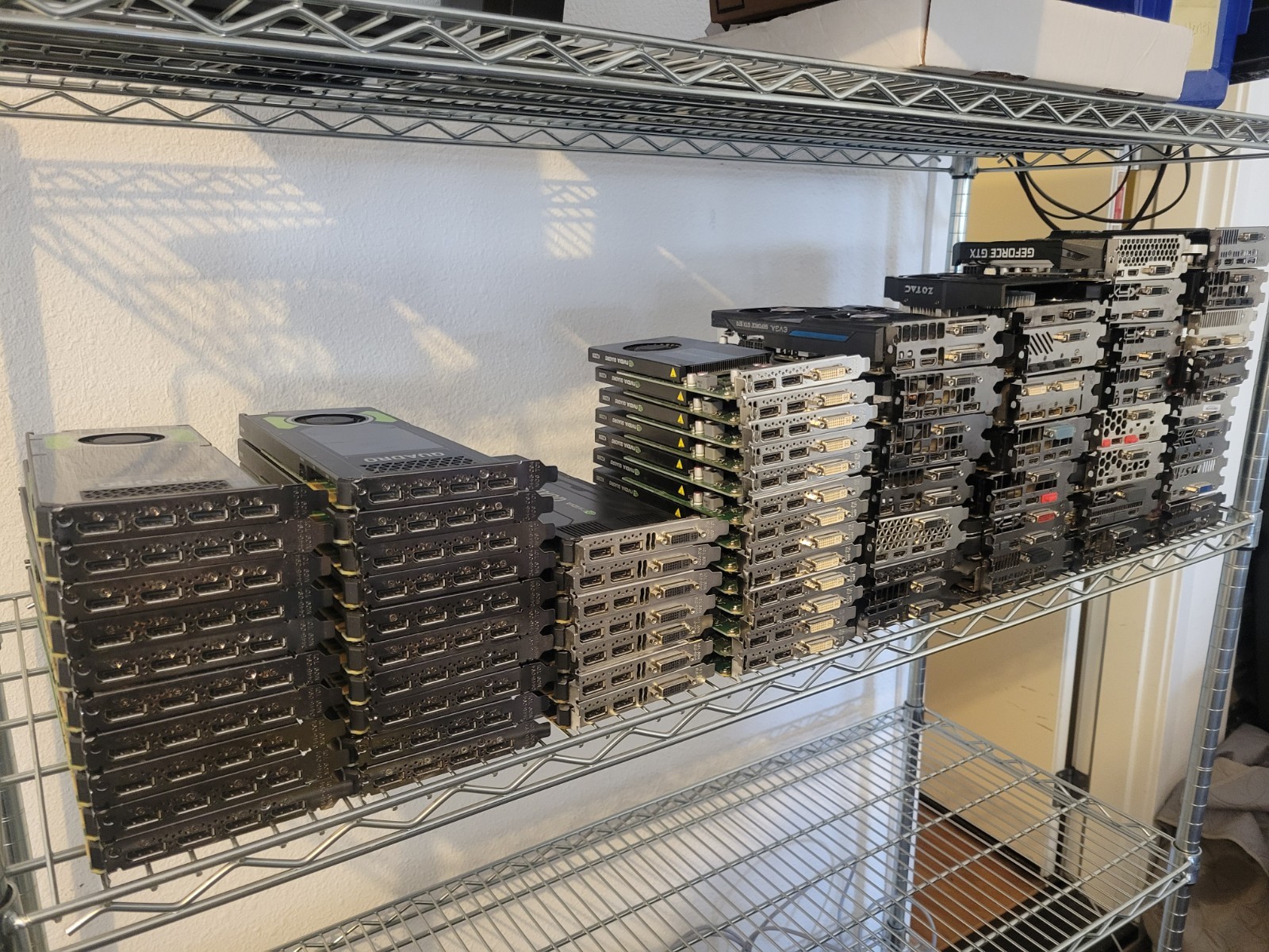 Lot of 70 Computer Graphics Card GPU Mixed Graphics Card Lot READ DESCRIPTION Lot of 70 Computer Graphics Card GPU Mixed Graphics Card Lot READ DESCRIPTION