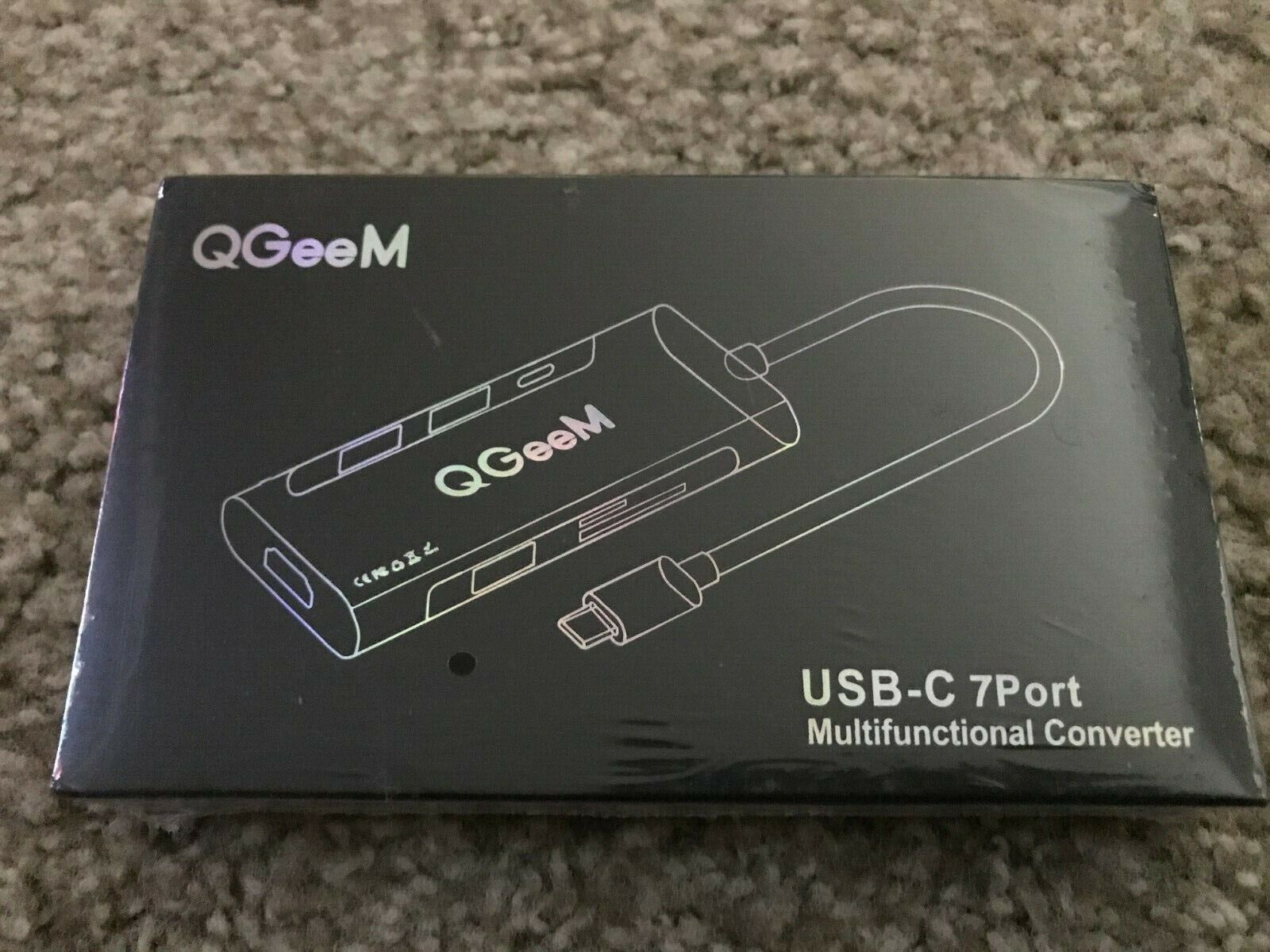 BRAND NEW QGeeM 4-in-1 USB-C Hub Adapter to 4K HDMI Multiport Adapter *IN HAND*