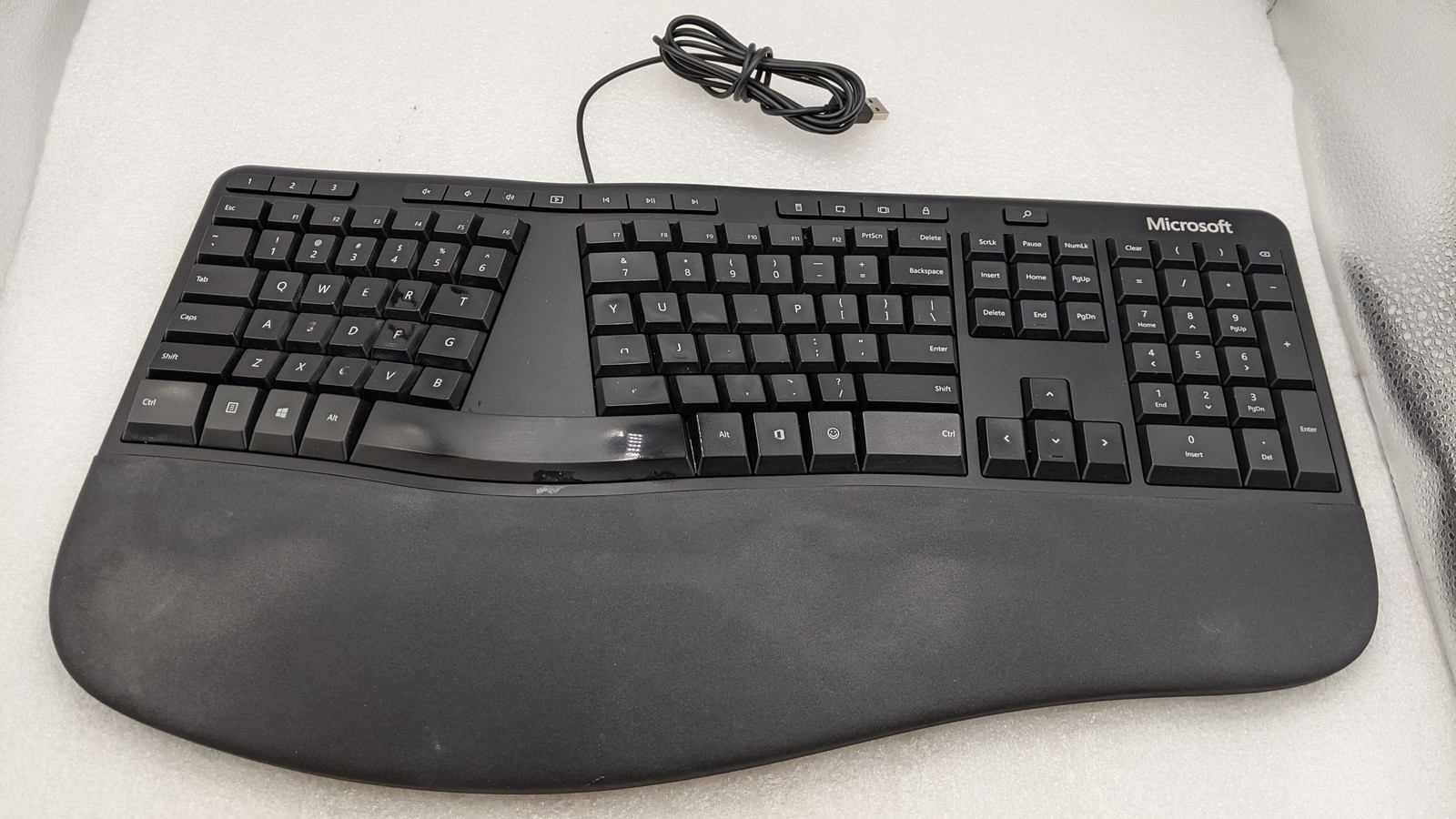 HEAVY USE Microsoft LXM-00001 Model 1878 Wired USB 2.0 Ergonomic Keyboard HEAVY USE Microsoft LXM-00001 Model 1878 Wired USB 2.0 Ergonomic Keyboard