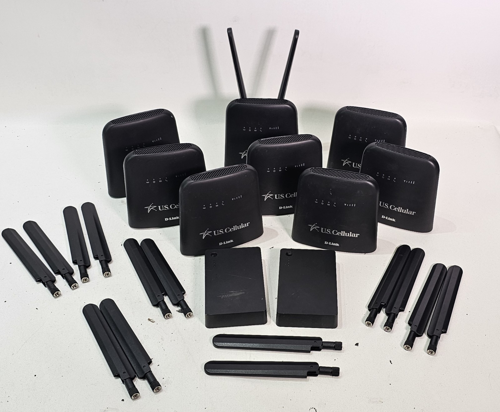 D-LINK DWR-920V U.S. Cellular Home & Business Lot of 8