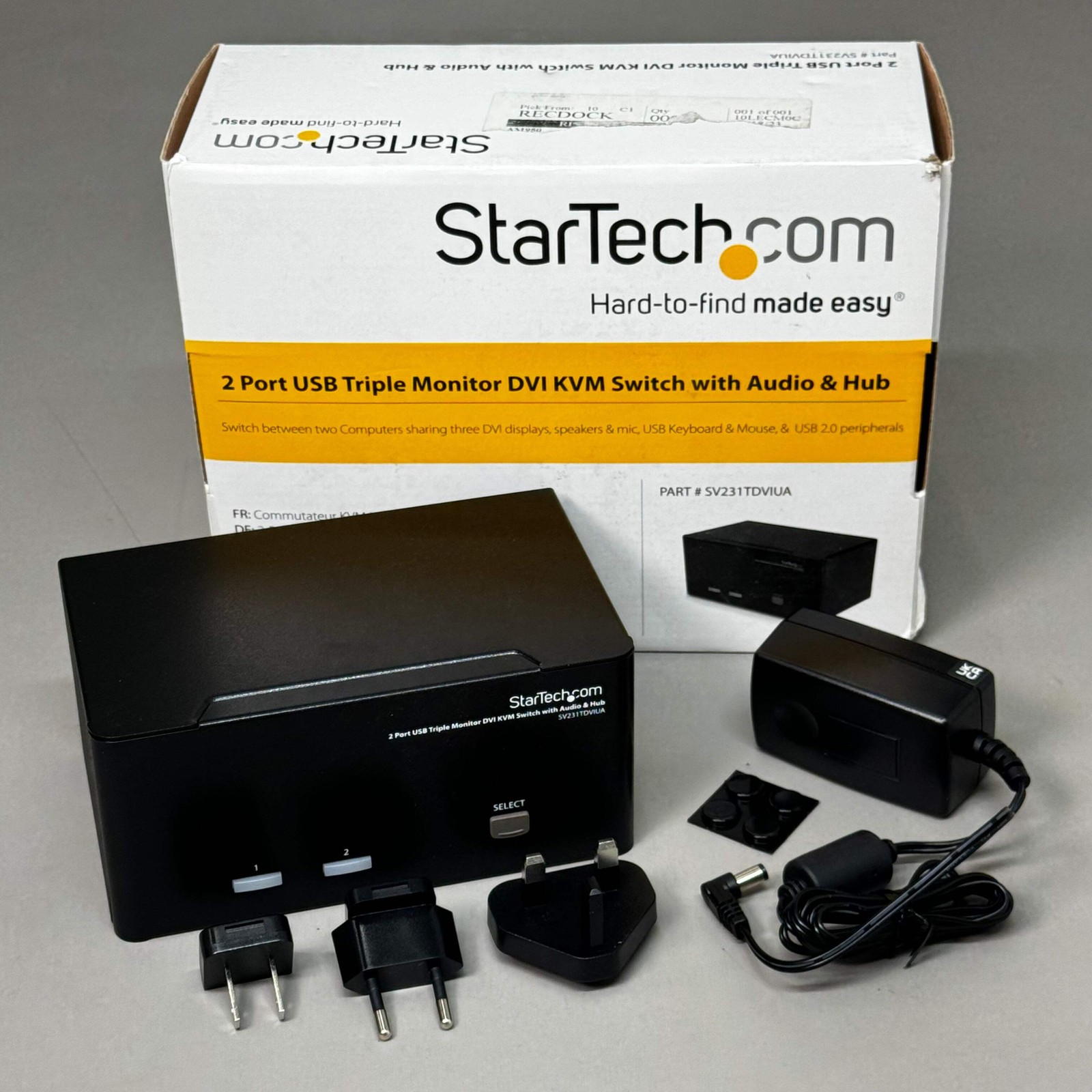 STARTECH.COM 2 Port Triple Monitor DVI USB KVM Switch Audio Black SV231TDVIUA STARTECH.COM 2 Port Triple Monitor DVI USB KVM Switch Audio Black SV231TDVIUA