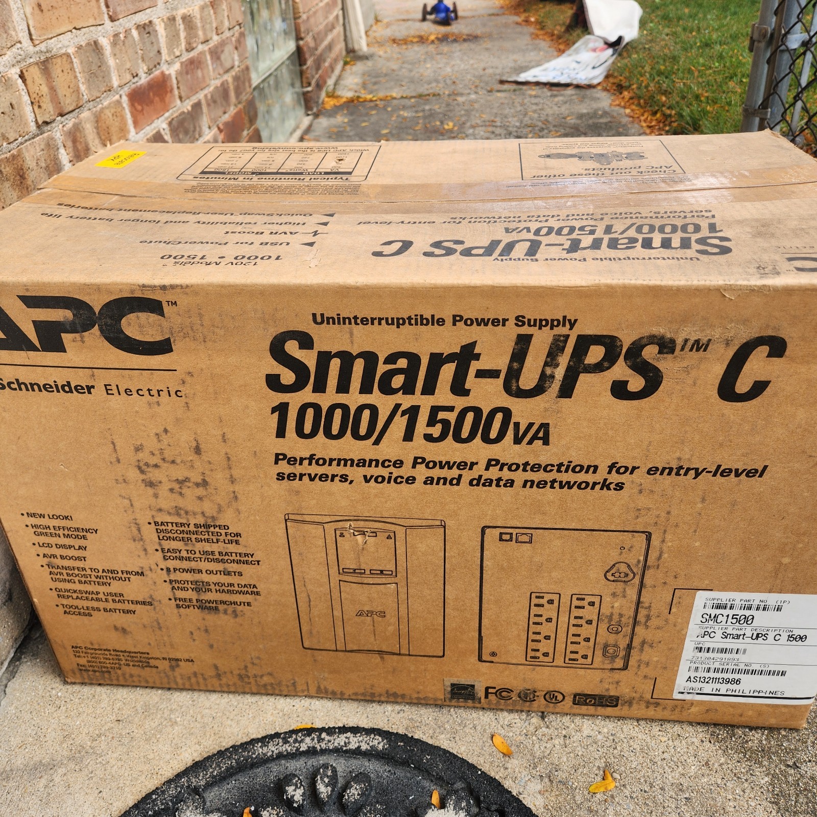 BRAND NEW APC SMART SMT1500C UPS 1500 VA LCD 120 V with SmartConnect BRAND NEW APC SMART SMT1500C UPS 1500 VA LCD 120 V with SmartConnect