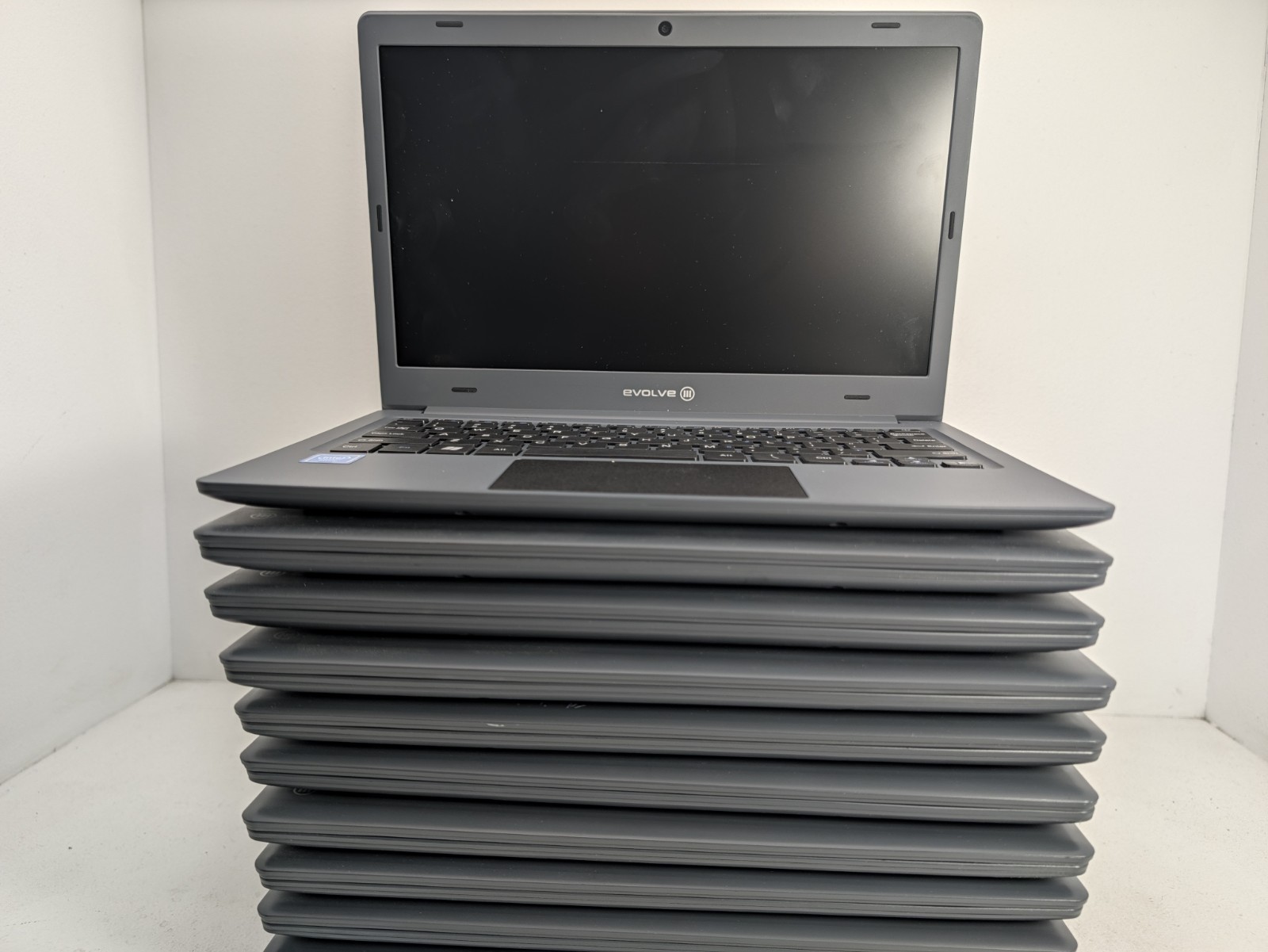 Wholesale lot of 10 Evolve III Maestro 11.6\ Wholesale lot of 10 Evolve III Maestro 11.6\