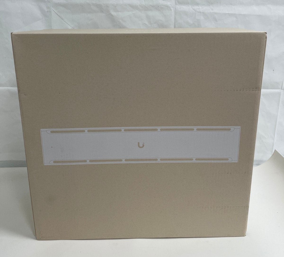 Ubiquiti UniFi UPS 2U 1.44kVA Rackmount Uninterruptible Power Supply (UPS-2U) Ubiquiti UniFi UPS 2U 1.44kVA Rackmount Uninterruptible Power Supply (UPS-2U)