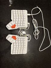 ZSA Moonlader keyboard, blank keys, glorious panda switches, manfretto tripods picture